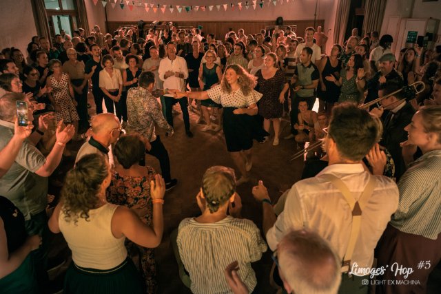 Limoges'Hop #5

Partage libre à des fins non promotionnelles ou commerciales, en créditant l'auteur (@lightexmachina).

© Alexandre - LIGHT EX MACHINA 2023, tous droits réservés.